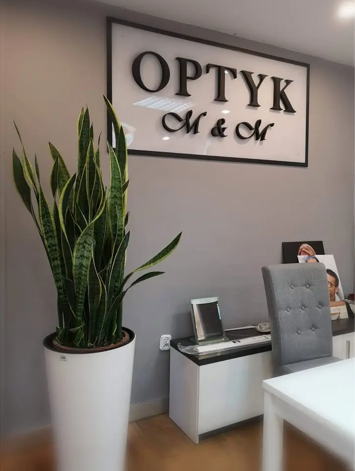 Wnętrze salonu Optyk M&M w Zielonce